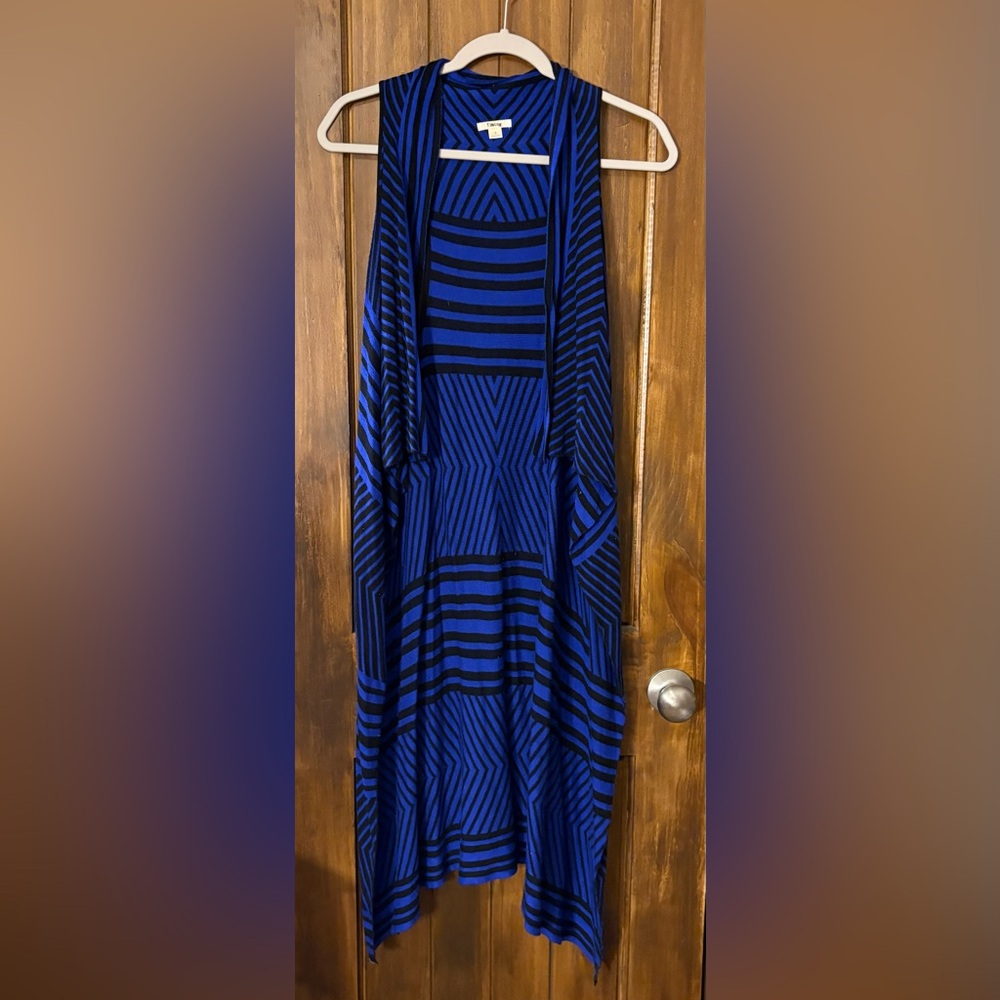 Timing Blue Striped Sleeveless Cardigan